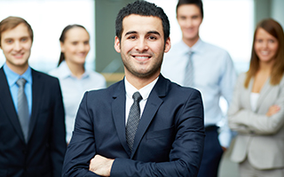 PERSONAL CAPACITADO Y CON EXPERIENCIA EN SU INDUSTRIA